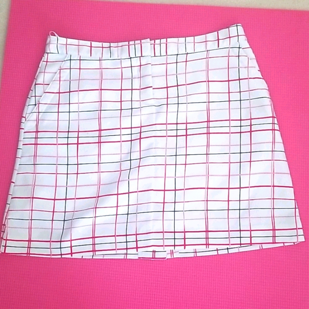 IZOD Women's Golf Plaid Skort
